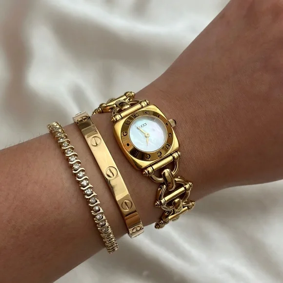 Gucci watch horsebit hot sale